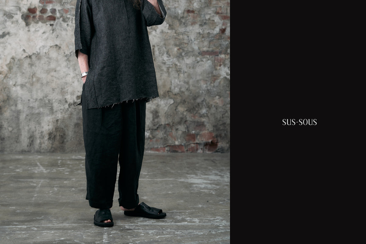 Restocks | sus-sous CINEMATIC TROUSERS (2023SS). – LOOM OSAKA