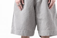 画像をギャラリービューアに読み込む, sus-sous gurkha short trousers / Herringbone Hickory (STRIPE)