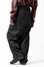 Load image into Gallery viewer, sus-sous trousers MK-1 / 11.5oz supima silket denim (BLACK)