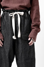 Load image into Gallery viewer, sus-sous trousers MK-1 / 11.5oz supima silket denim (BLACK)