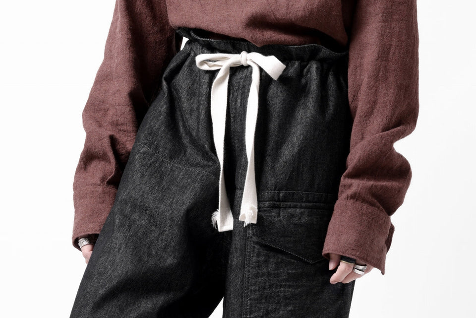 Load image into Gallery viewer, sus-sous trousers MK-1 / 11.5oz supima silket denim (BLACK)