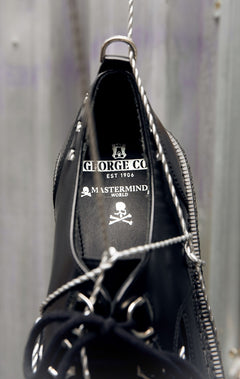 Load image into Gallery viewer, MASTERMIND WORLD x GEORGE COX THE HATTON (BLACK)