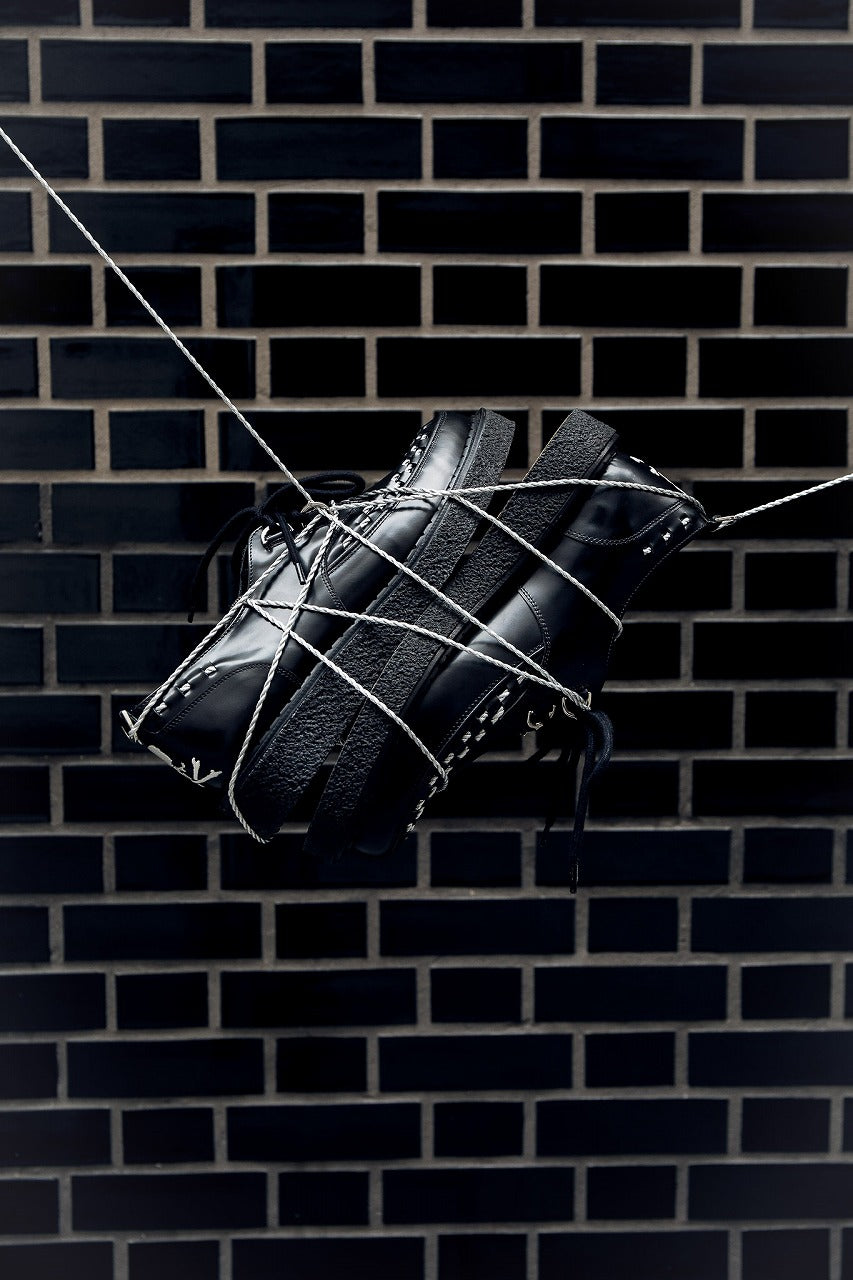 Load image into Gallery viewer, MASTERMIND WORLD x GEORGE COX THE HATTON (BLACK)