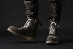 画像をギャラリービューアに読み込む, masnada BAGGY GUSSET POCKET PANTS / STRETCH RELIEF STRIPE COTTON (DUST)