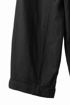 画像をギャラリービューアに読み込む, Aleksandr Manamis Wide Tapered Ankle Pant / Mesh Linen (BLACK)