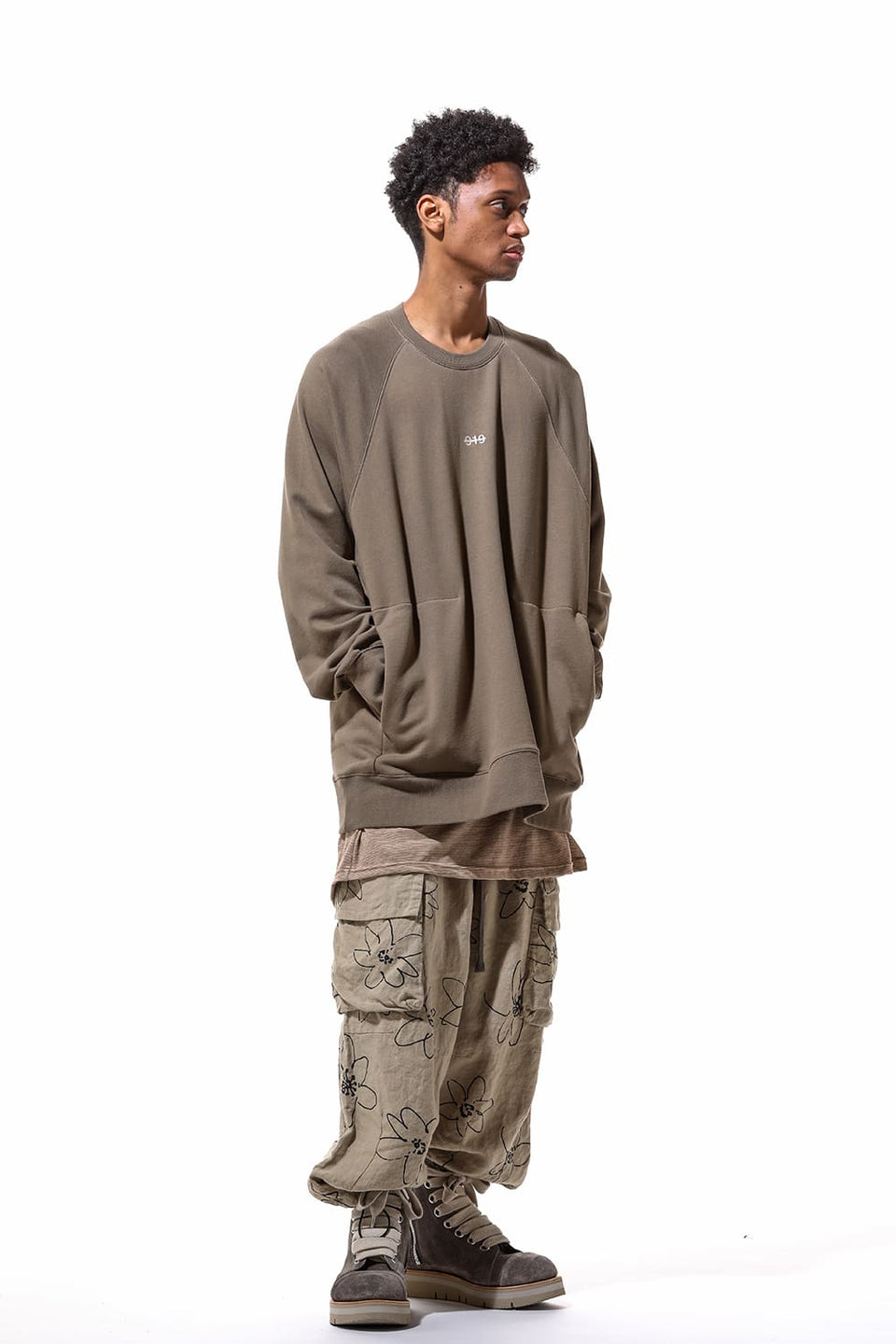 画像をギャラリービューアに読み込む, A.F ARTEFACT RAGLAN SWEAT TOP / PRINT BACK LOGO (BEIGE)