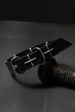 画像をギャラリービューアに読み込む, m.a+ thin silver cross studded wrist band / A-F2BL1/GR2,0 (BLACK)