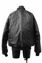 Load image into Gallery viewer, MASTERMIND WORLD x ALPHA INDUSTRIES RIVERSIBLE MA-1 JACKET (BLACK)