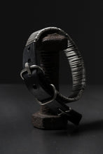 画像をギャラリービューアに読み込む, m.a+ thin silver wrapped wrist band / A-F7BL1/GR2,0 (BLACK)