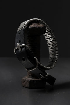 画像をギャラリービューアに読み込む, m.a+ thin silver wrapped wrist band / A-F7BL1/GR2,0 (BLACK)
