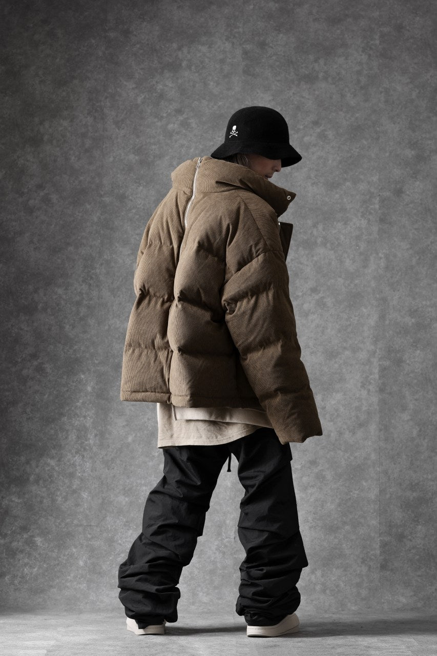 画像をギャラリービューアに読み込む, A.F ARTEFACT TUCK VOLUME BAGGY PANTS / CONY GRUNZE (BLACK)