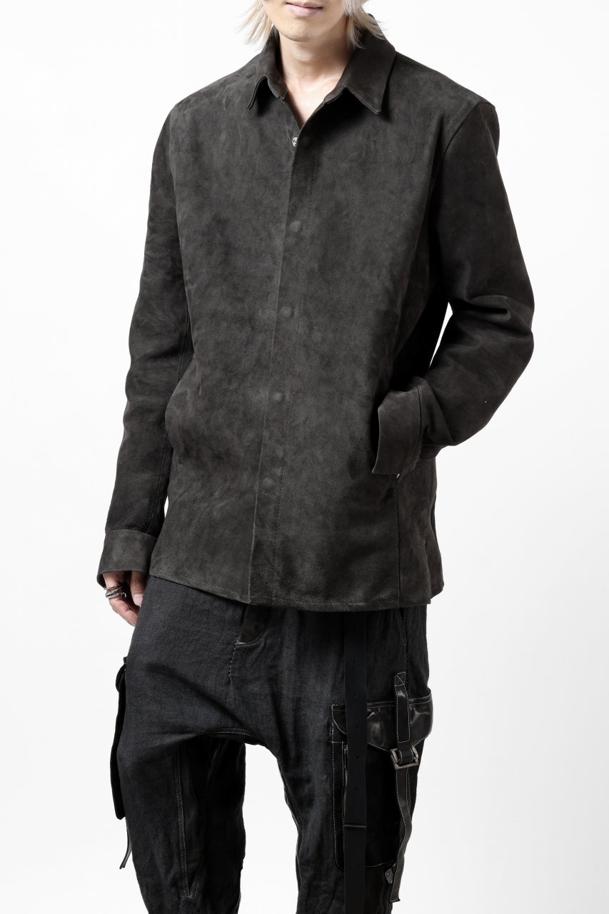 Load image into Gallery viewer, ISAMU KATAYAMA BACKLASH REVERSE LEATHER SHIRT / DOUBLE DYED - JP WET WHITE CALF (GREY)