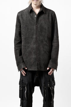 画像をギャラリービューアに読み込む, ISAMU KATAYAMA BACKLASH REVERSE LEATHER SHIRT / DOUBLE DYED - JP WET WHITE CALF (GREY)