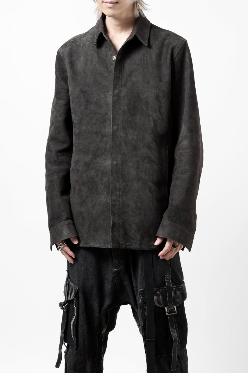 Load image into Gallery viewer, ISAMU KATAYAMA BACKLASH REVERSE LEATHER SHIRT / DOUBLE DYED - JP WET WHITE CALF (GREY)