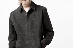 Load image into Gallery viewer, ISAMU KATAYAMA BACKLASH REVERSE LEATHER SHIRT / DOUBLE DYED - JP WET WHITE CALF (GREY)
