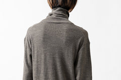 画像をギャラリービューアに読み込む, KLASICA SMOKE TURTLE NECK KNIT SWEAT TOP / WEANER WOOL RIB (FAWN)