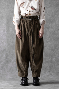 画像をギャラリービューアに読み込む, Aleksandr Manamis Corduroy Panel Pant (BROWN)