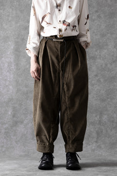 画像をギャラリービューアに読み込む, Aleksandr Manamis Corduroy Panel Pant (BROWN)