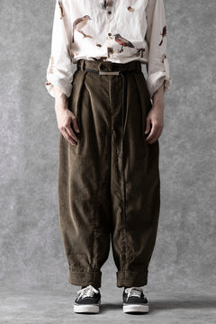 画像をギャラリービューアに読み込む, Aleksandr Manamis Corduroy Panel Pant (BROWN)