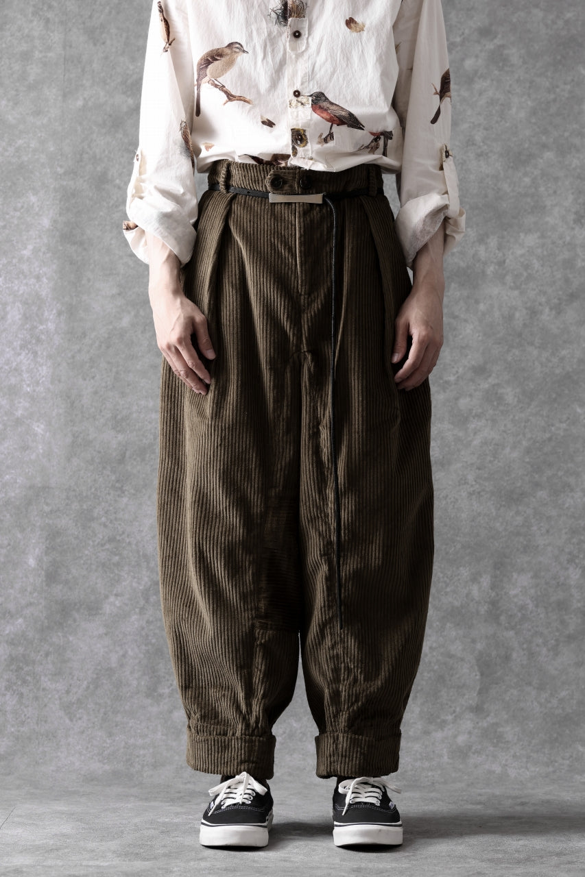 画像をギャラリービューアに読み込む, Aleksandr Manamis Corduroy Panel Pant (BROWN)