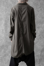 画像をギャラリービューアに読み込む, Aleksandr Manamis Asymmetric Striped Shirt (STRIPES)