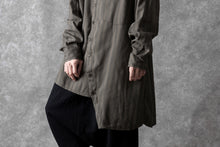 画像をギャラリービューアに読み込む, Aleksandr Manamis Asymmetric Striped Shirt (STRIPES)