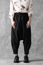 画像をギャラリービューアに読み込む, Aleksandr Manamis excluive A Shape Ruffle Edge Pant (BLACK)