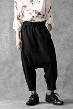 画像をギャラリービューアに読み込む, Aleksandr Manamis excluive A Shape Ruffle Edge Pant (BLACK)