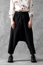 画像をギャラリービューアに読み込む, Aleksandr Manamis excluive A Shape Ruffle Edge Pant (BLACK)