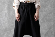 画像をギャラリービューアに読み込む, Aleksandr Manamis excluive A Shape Ruffle Edge Pant (BLACK)