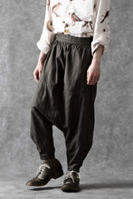 画像をギャラリービューアに読み込む, Aleksandr Manamis A Shape Ruffle Edge Pant (STRIPES)