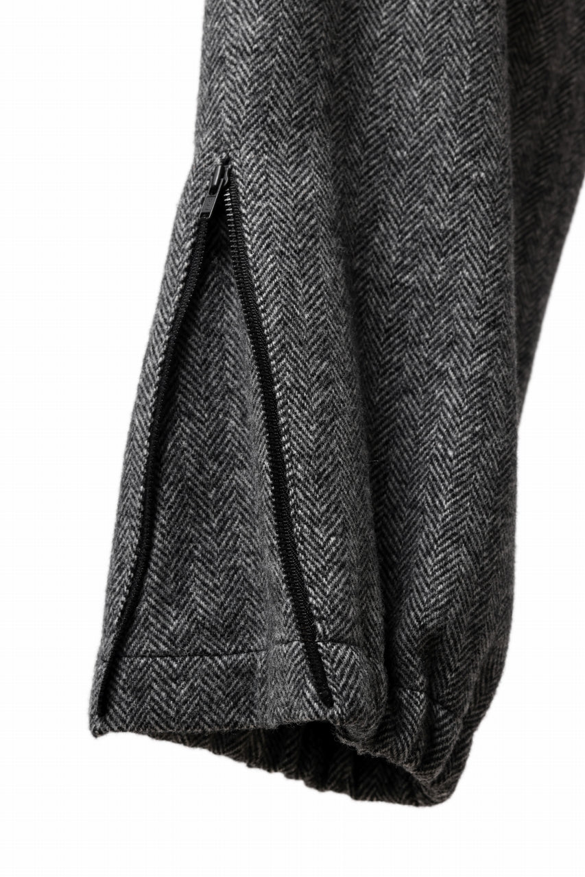 画像をギャラリービューアに読み込む, TARO HORIUCHI / th products Claude / Italian military / herringbone tweed (gray)