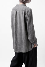 画像をギャラリービューアに読み込む, COLINA BANDED COLLAR WIDE SHIRT / LINEN DOBBY CHAMBRAY (BLACK)