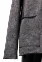 Load image into Gallery viewer, KLASICA BLACK CAT CREW NECK CARDIGAN / GRAINY PRINT BACK SIDE FLEECE (GREIGE)