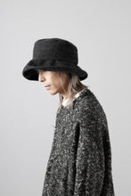Load image into Gallery viewer, KLASICA CURVE BRIM VOLUME HAT / WOOL x ALPACA PILE (REVERSE PUFF)
