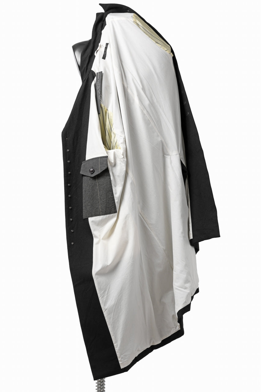 Load image into Gallery viewer, KLASICA SIGLO 10 BUTTONS OLD COAT / COMPRESSION GABARDINE WOOL (BLACK)