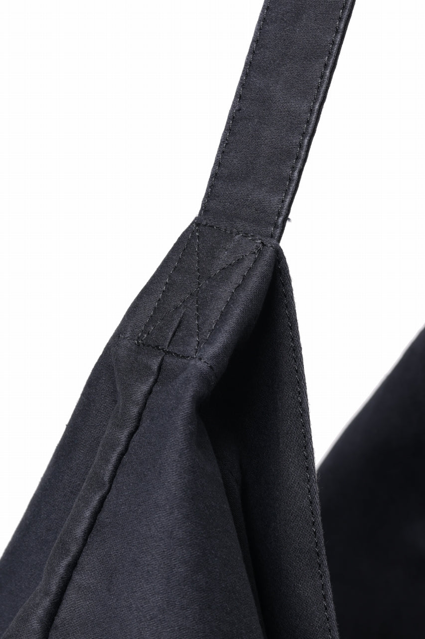 Load image into Gallery viewer, KLASICA BIVOUAC RIBBON SHOULDER BAG / SURPHER DYED MOLE SKIN (DEEP SEA)