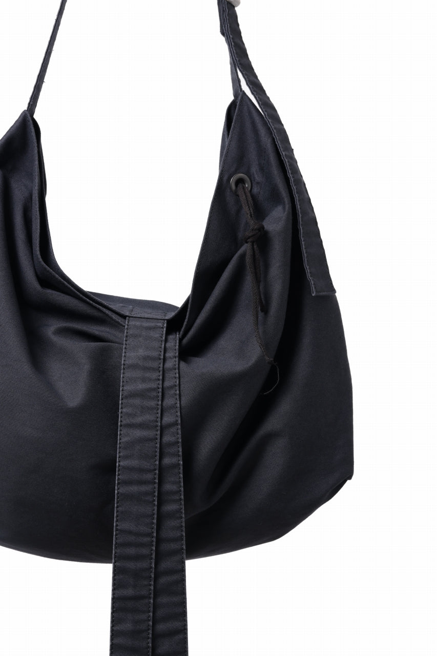 Load image into Gallery viewer, KLASICA BIVOUAC RIBBON SHOULDER BAG / SURPHER DYED MOLE SKIN (DEEP SEA)