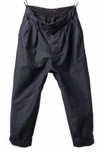 Load image into Gallery viewer, KLASICA GOSSE TWO TUCKED TROUSERS / SURPHER DYED MOLE SKIN (DEEP SEA)