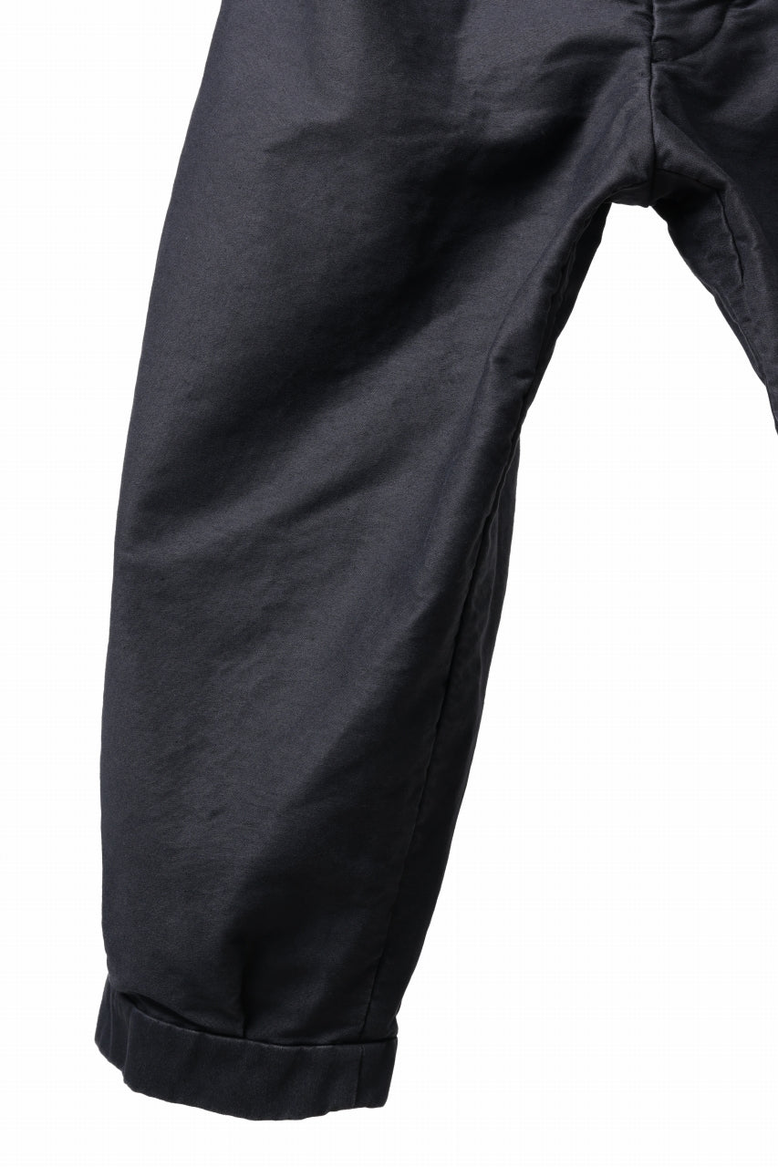 Load image into Gallery viewer, KLASICA GOSSE TWO TUCKED TROUSERS / SURPHER DYED MOLE SKIN (DEEP SEA)