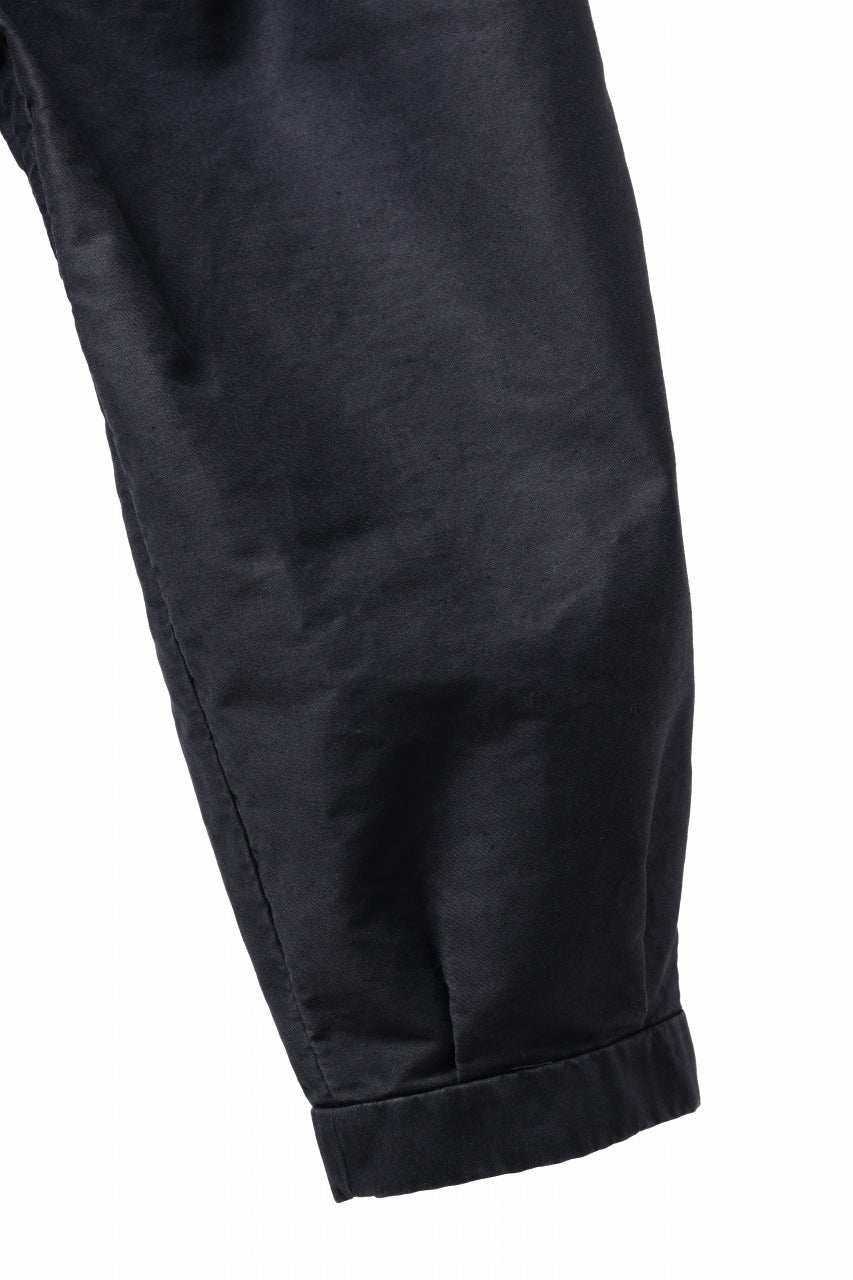 Load image into Gallery viewer, KLASICA GOSSE TWO TUCKED TROUSERS / SURPHER DYED MOLE SKIN (DEEP SEA)