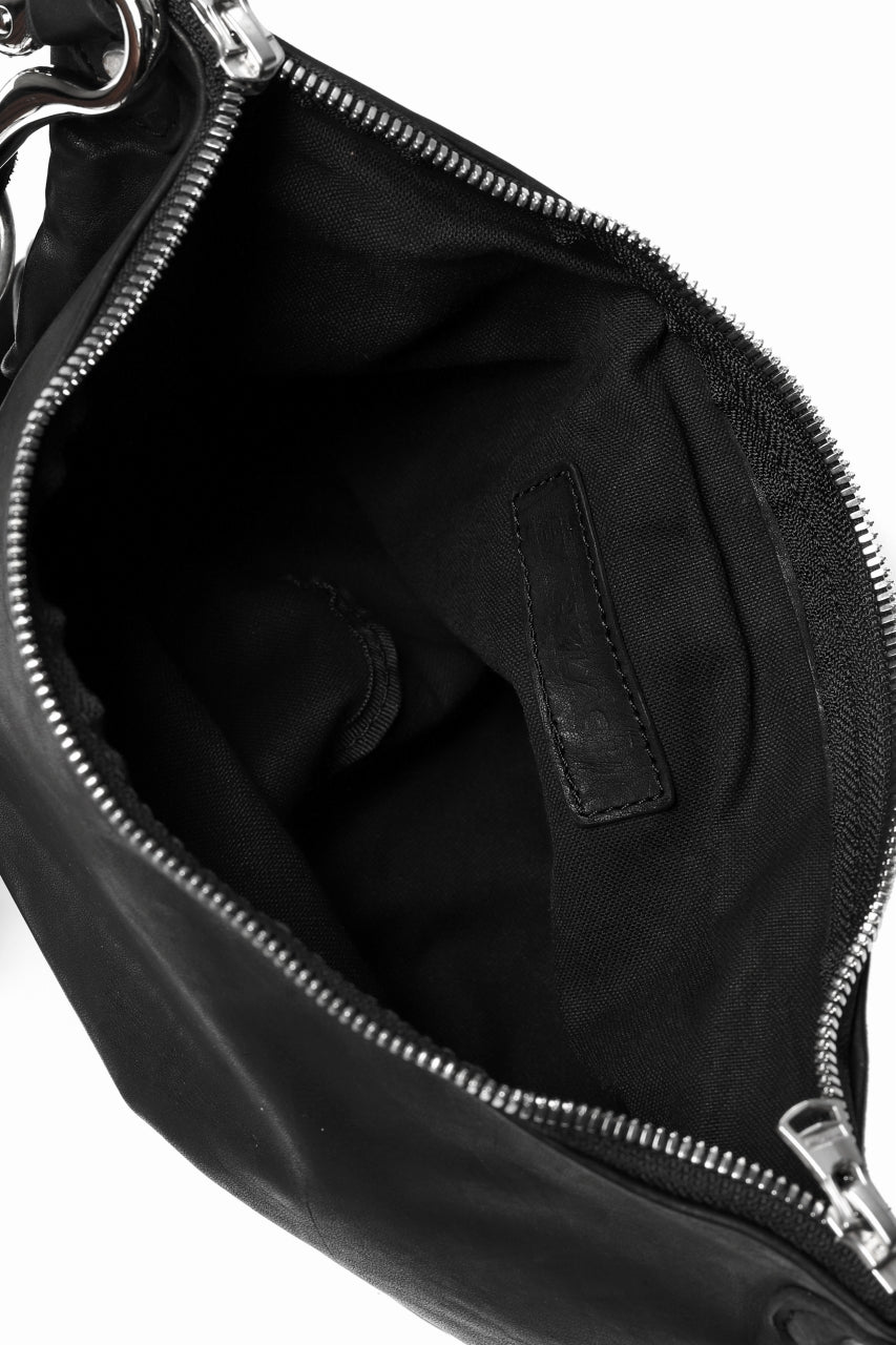Load image into Gallery viewer, ISAMU KATAYAMA BACKLASH 2WAY BAM FLAP BAG / ITALY SHOULDER OBJECT DYED (BLACK)