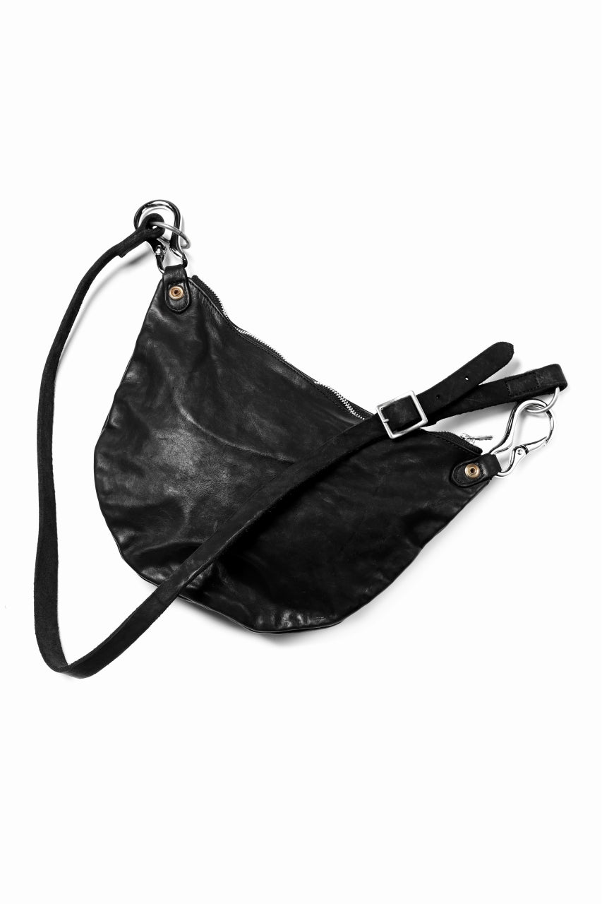 Load image into Gallery viewer, ISAMU KATAYAMA BACKLASH 2WAY BAM FLAP BAG / ITALY SHOULDER OBJECT DYED (BLACK)