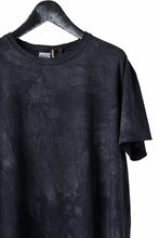 Load image into Gallery viewer, KLASICA HAZE LOOSE FIT HAND DYED TEE (FADE GREIGE #1)
