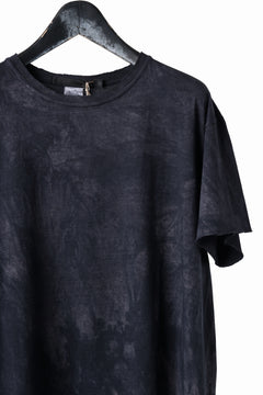 Load image into Gallery viewer, KLASICA HAZE LOOSE FIT HAND DYED TEE (FADE GREIGE #1)