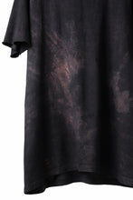 Load image into Gallery viewer, KLASICA HAZE LOOSE FIT HAND DYED TEE (FADE GREIGE #2)