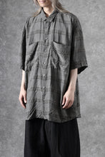 画像をギャラリービューアに読み込む, KLASICA RELAXED FIT H/S SHIRTS / DRAPE &amp; SMOOTH TEXTILE (GRAYSH DYE CHECK)