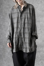 画像をギャラリービューアに読み込む, KLASICA SHORT COLLAR ROOMY SHIRTS / DRAPE &amp; SMOOTH TEXTILE (GRAYSH DYE CHECK)