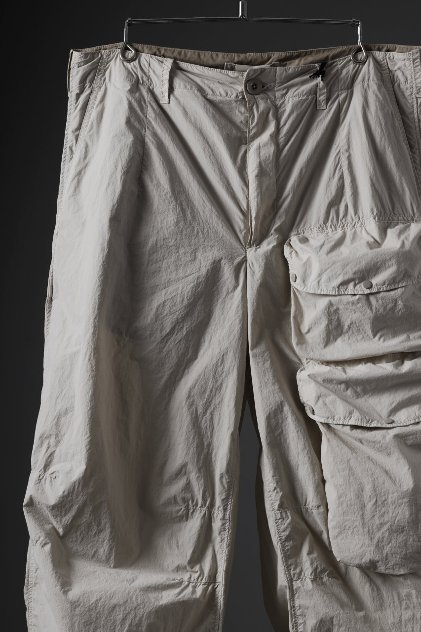 画像をギャラリービューアに読み込む, Ten c CARGO TROUSERS / GARMENT DYED LIGHT NYLON TACTEL MID LAYER (BEIGE)