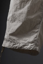 画像をギャラリービューアに読み込む, Ten c CARGO TROUSERS / GARMENT DYED LIGHT NYLON TACTEL MID LAYER (BEIGE)